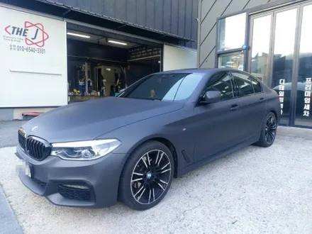 전주 익산 군산 뿌리는 랩핑 전문 더제이에서 BMW5시리즈 무광 다크그레이 시공 / 전주시 완산구 평화동