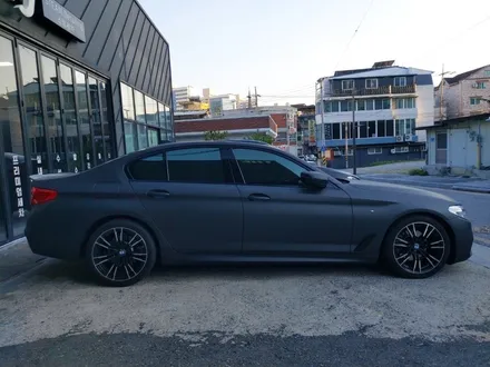 전주 익산 군산 뿌리는 랩핑 전문 더제이에서 BMW5시리즈 무광 다크그레이 시공 / 전주시 완산구 평화동