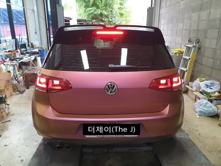 전주 군산 익산 폭스바겐 골프 카멜레온펄 전체랩핑 / 뿌리는랩핑 고무랩핑 플라스티딥 튜닝 더제이(The J) / 전주시 완산구 평화동