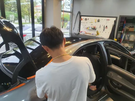 광주랩핑샵 위랩스 <E63 AMG 얼티메이트블랙 전체랩핑> / 북구 신용동
