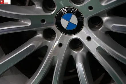 bmw5시리즈 잘못된 휠복원 박리후 휠도색 휠119 / 서울 강남