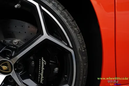 람보르기니 우라칸 다이아컷팅 휠수리 wheel119 / 서울 강남