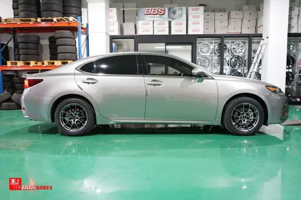 렉서스 ES300H 풀단조 17인치휠 명품 BBS RF 휠장착 / 서울 강남