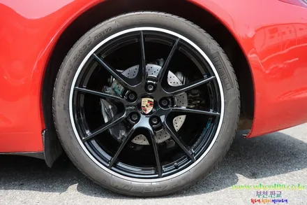 포르쉐 911 휠도색 복원 WHEEL119 / 강남 송파 서초 판교 분당