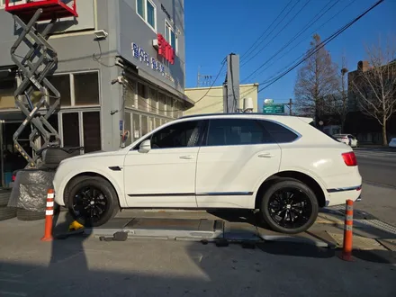 벤테이가 휠 복원 벤틀리 휠 도색 wheel119 / 서울 강남