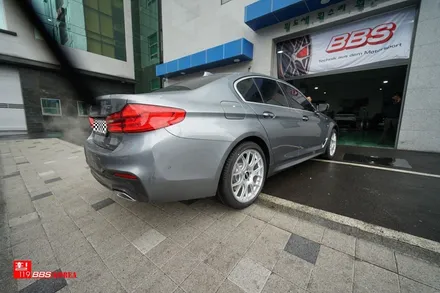 BMW G30 BBS휠 19인치휠 CHR 실버색상 휠장착 휠119 / 서울 강남