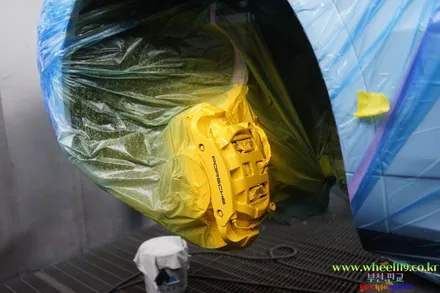 porsche 카이엔 휠도색 및 캘리퍼도색 휠119 / 서울 강남