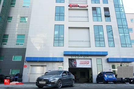 아반테 BBS휠 장착 SR 18인치휠 정식수입판매 휠119 / 서울 강남