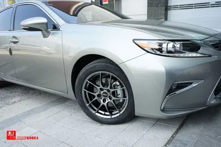 렉서스 ES300H 풀단조 17인치휠 명품 BBS RF 휠장착 / 서울 강남