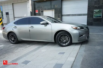 렉서스 ES300H 풀단조 17인치휠 명품 BBS RF 휠장착 / 서울 강남