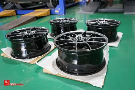 렉서스 ES300H 풀단조 17인치휠 명품 BBS RF 휠장착 / 서울 강남