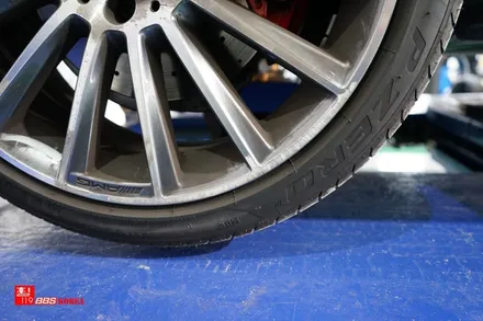 벤츠C43 다이아컷팅 휠수리 19인치휠 AMG 휠119 / 서울 강남