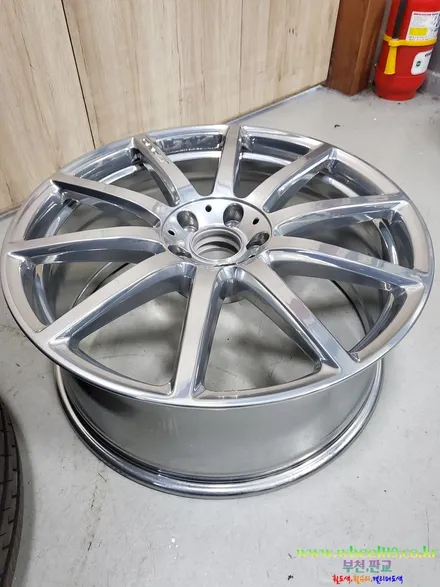 벤츠 휠도색 AMG 휠 신규컬러 고스트크롬S / 서울 강남