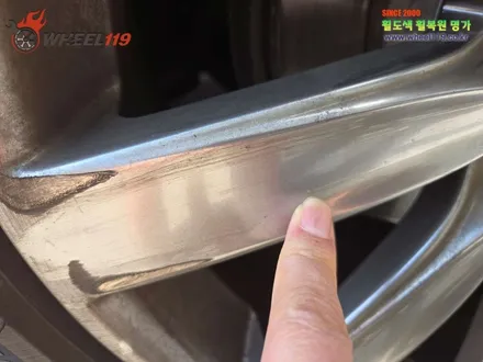 벤틀리 플라잉스퍼 휠 도색 차량 색상으로 / 서울 강남