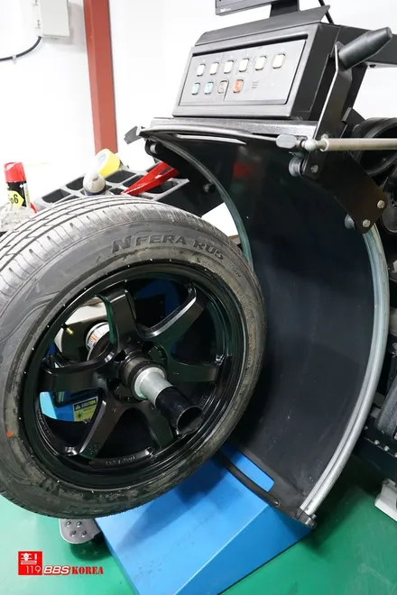 쉐보레 캡티바 검정반무광 휠도색 휠119 / 서울 강남