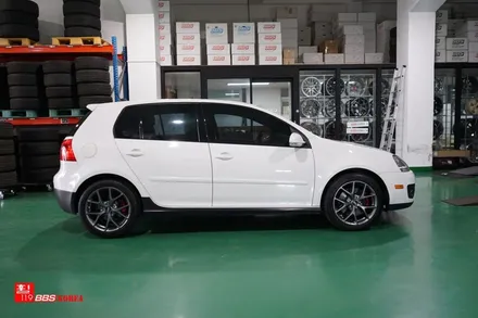골프 GTI BBS휠 장착 SR 17인치휠 BBS코리아 정품 휠119 / 서울 강남