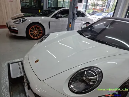 포르쉐 911 카멜레온 휠 색상 휠도색 휠119 / 서울 강남