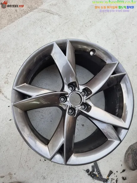 휠도색 잘못된 아우디 휠 재도색 / 강남 송파 서초 판교 분당
