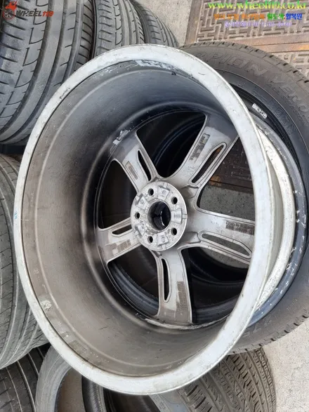 휠도색 잘못된 아우디 휠 재도색 / 강남 송파 서초 판교 분당