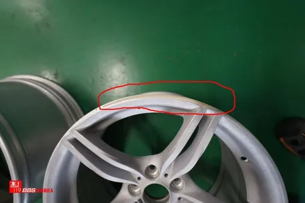 bmw4 잘못된 휠도색 재도색 고스트크롬 개발업체 휠119 / 서울 강남