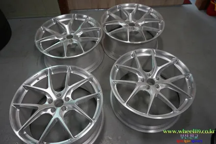AUDI RS7 잘못된 휠도색 박리후 고스트크롬2 휠119 / 서울 강남
