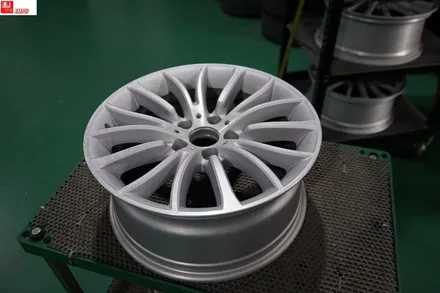 bmw5시리즈 잘못된 휠복원 박리후 휠도색 휠119 / 서울 강남