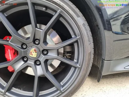 반포 휠복원 포르쉐 타이칸 GTS / 강남 송파 서초 판교 분당