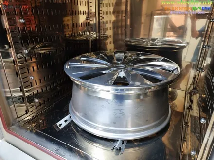 강남 휠 복원 벤트리 플라잉스퍼 고광택 휠 복원 / 강남 송파 서초 판교 분당