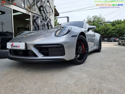 포르쉐 911 카레라4 GTS 휠복원 강동구 휠도색 / 포르쉐 / 911 / 강남 송파 서초