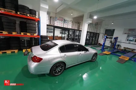 휠도색 인피니티 G35 탈색된휠 재도색 휠119 / 서울 강남
