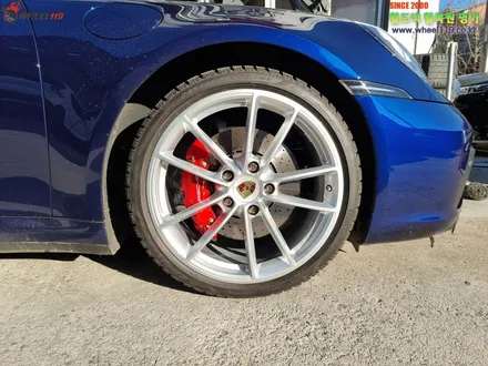 포르쉐 911 카레라4s 휠도색 하이퍼실버 / 서울 강남