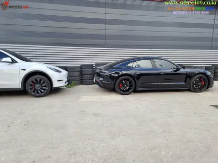 반포 휠복원 포르쉐 타이칸 GTS / 강남 송파 서초 판교 분당