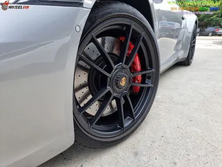 포르쉐 911 카레라4 GTS 휠복원 강동구 휠도색 / 포르쉐 / 911 / 강남 송파 서초