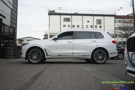 BMW X7 휠수리 및 휠도색 22인치휠 휠119 / 서울 강남