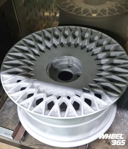 제네시스 G90 19인치 하이퍼실버 순정 휠수리 도장,     \