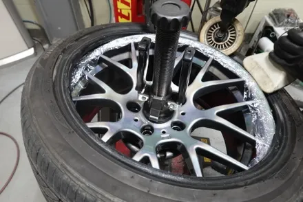 고양휠도색 휠스미스 BMW 1시리즈 프라즈마 블랙 휠 도색 시공기 / 남양주, 구리, 의정부, 서울 노원