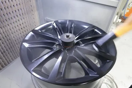 [휠스미스] BMW 6시리즈 완전 박리 후 블랙 반무광 휠도색! / 남양주, 구리, 의정부, 서울 노원