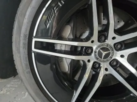 신형 풀체인지 벤츠 e300 AMG 라인 19인치 순정 다이아몬드 컷팅 휠 복원 / 남양주, 구리, 의정부, 서울 노원