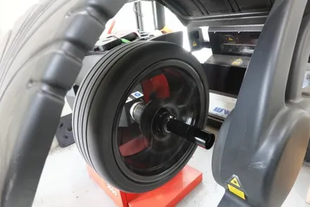 동탄휠복원 휠스미스 벤츠 A45 AMG 매트 블랙 휠 도색 작업 후기! / 남양주, 구리, 의정부, 서울 노원
