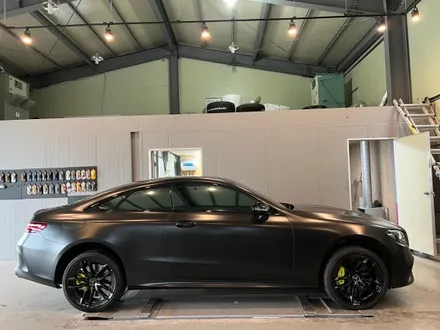 벤츠 e클래스 e53amg 쿠페 블랙 반무광 휠도색 / 벤츠 / E-클래스 / 남양주, 구리, 의정부, 서울 노원