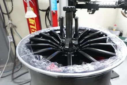 벤츠 GT 43 AMG 림 끝 실버 , 블랙 반무광 휠 도색 작업 후기! 분체도장 휠도색전문업체 휠스미스 / 남양주, 구리, 의정부, 서울 노원