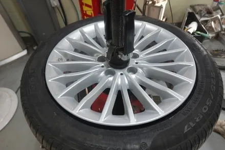 자동차휠수리 휠스미스 BMW 320I 순정 실버 휠 복원 작업 후기! / 남양주, 구리, 의정부, 서울 노원