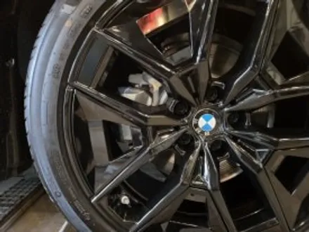 bmw 5시리즈 520i 19인치 순정 휠 블랙 유광 도색 / 남양주, 구리, 의정부, 서울 노원
