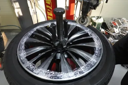 자동차휠커스텀 휠스미스 BMW GT 고스트크롬 휠 도색 작업! / 남양주, 구리, 의정부, 서울 노원