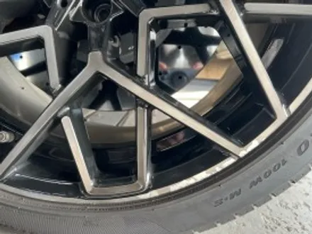 남양주 불암산로 / 블랙반무광 휠복원 및 휠도색 / BMW / m8 컴페티션