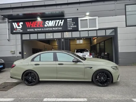 벤츠 e63amg 20인치 블랙 유광 휠도색 / 남양주, 구리, 의정부, 서울 노원