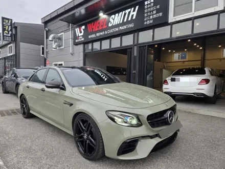 벤츠 e63amg 20인치 블랙 유광 휠도색 / 남양주, 구리, 의정부, 서울 노원
