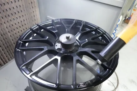 벤츠휠도색 휠스미스 벤츠 C63 AMG 카브리올레 매트 블랙 휠 도색 작업 후기! / 남양주, 구리, 의정부, 서울 노원
