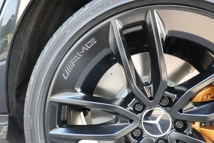 [휠스미스] 벤츠 E53AMG 블랙반무광 휠도색 및 캘리퍼 세라믹 골드 도색 / 남양주, 구리, 의정부, 서울 노원