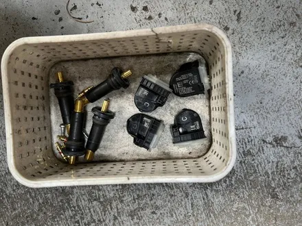 디 올 뉴 싼타페 하이브리드 블랙유광 휠도색 및 휠복원